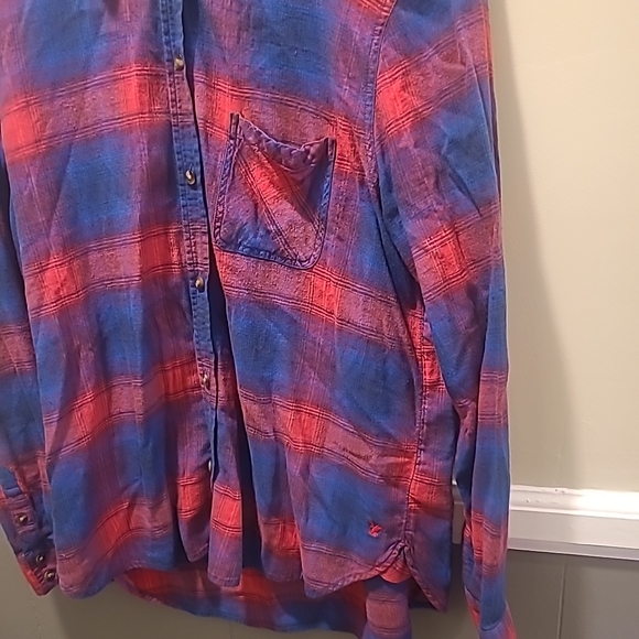 American Eagle Vintage Boyfriend Shirt Womens XL Blue Red Plaid Flannel... - Picture 3 of 14